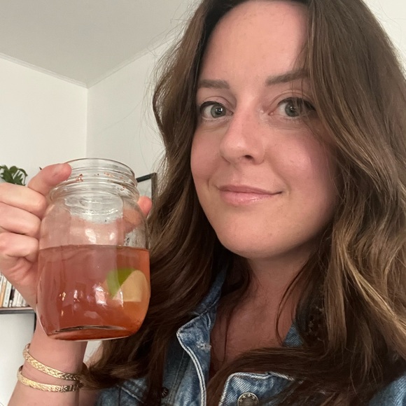 Meet your Posher, Katie - Picture 4 of 5